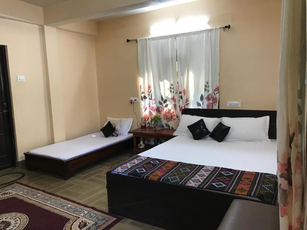Tenam Garden Homestay Kalimpong Exteriör bild